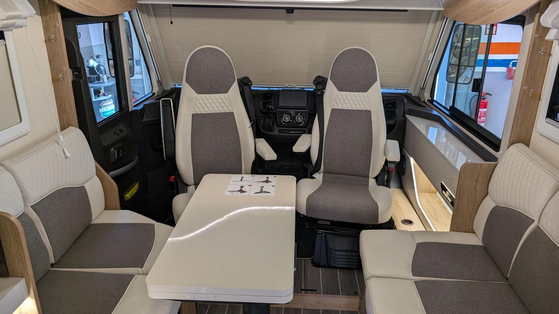 Roller Team Zefiro 267 Vollintegriert