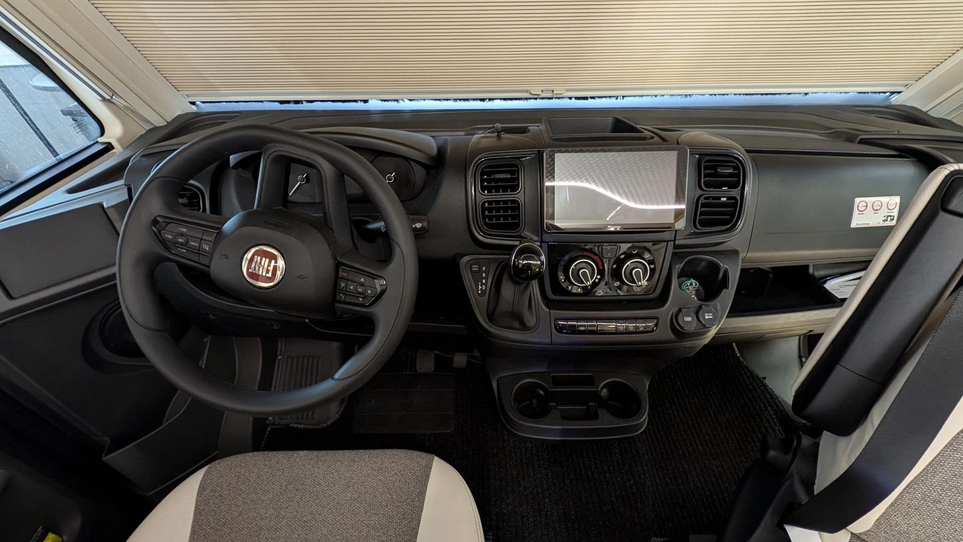 Roller Team Zefiro 267 Vollintegriert