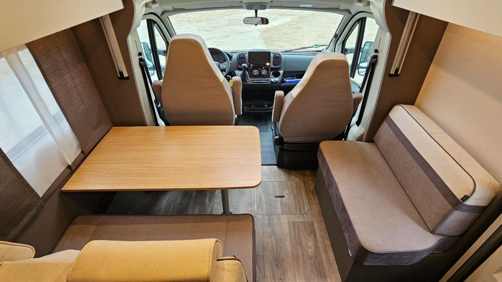 LMC Tourer Lift 630 H