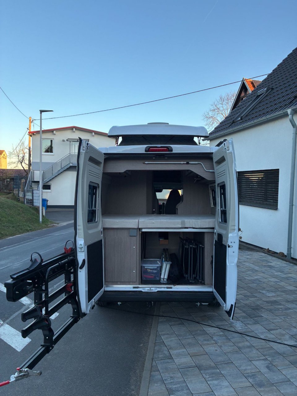 Pössl 2Win Plus mit Aufstelldach