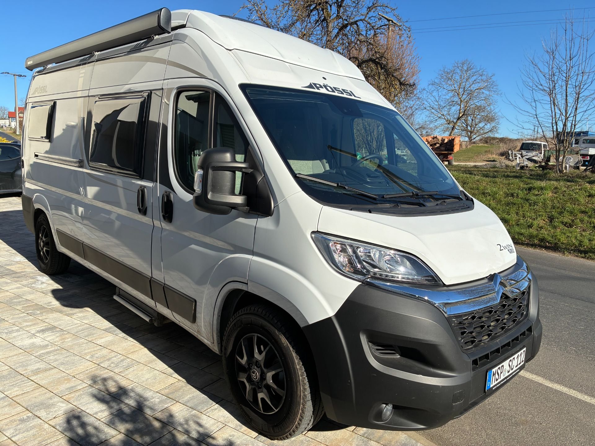 Pössl 2Win Plus mit Aufstelldach