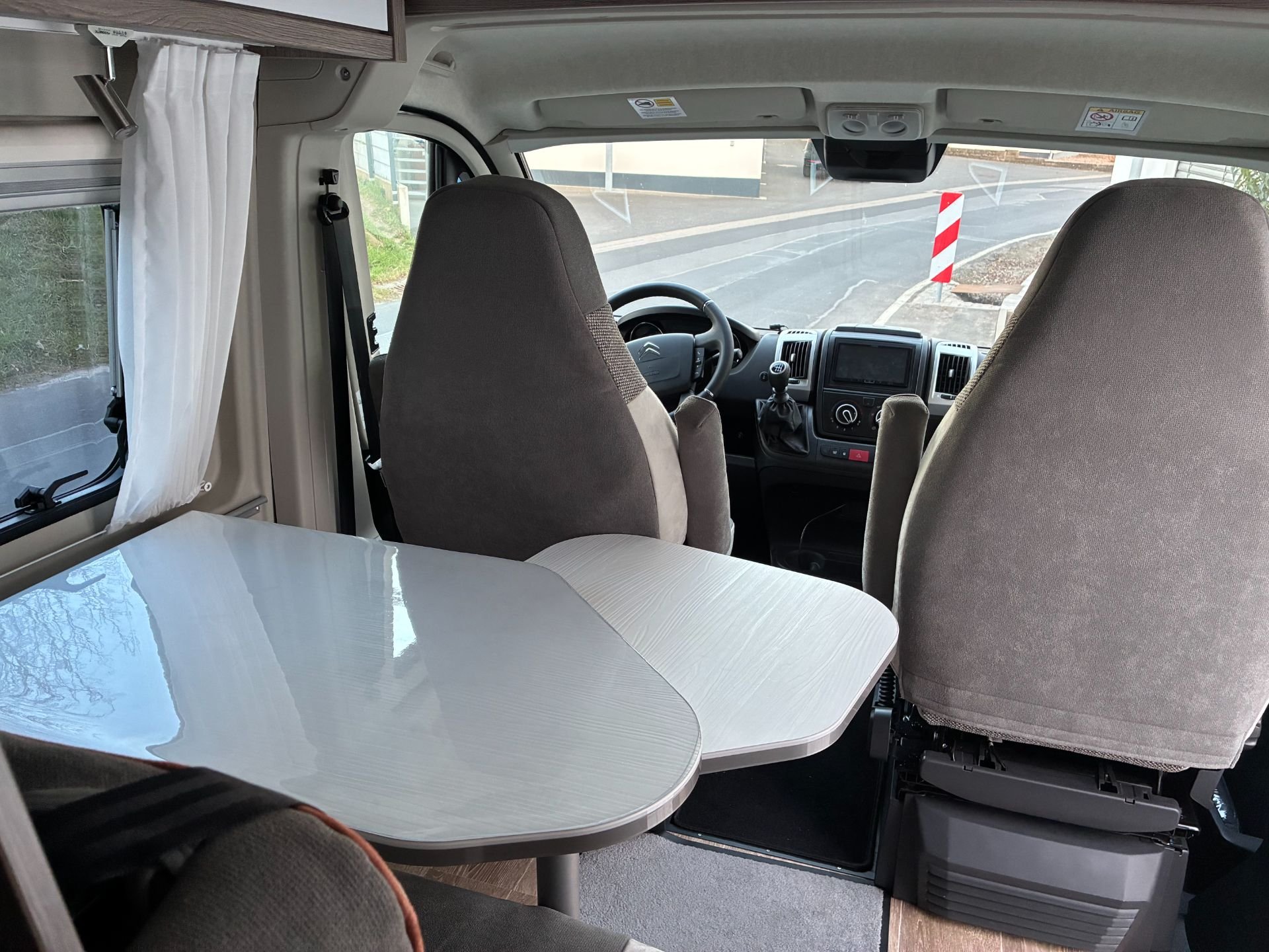 Pössl 2Win Plus mit Aufstelldach