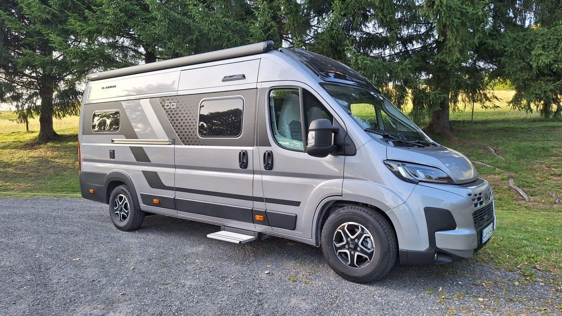 Adria Twin 640 SGX Supreme