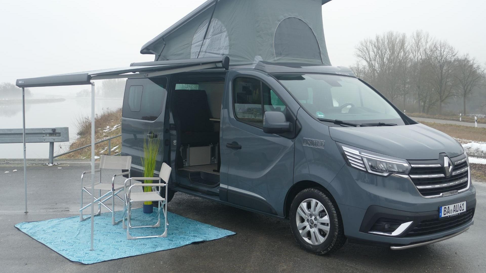 Renault Trafic Buerstner Playa Limited C500