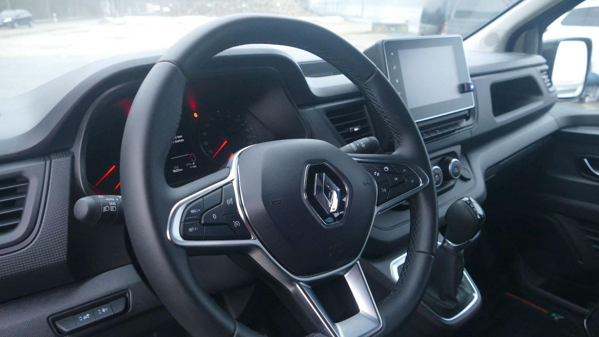 Renault Trafic Buerstner Playa Limited C500