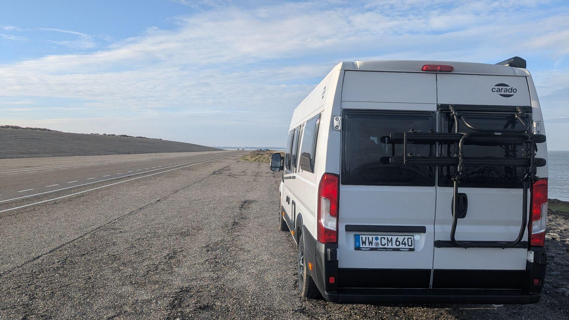 Carado CV640