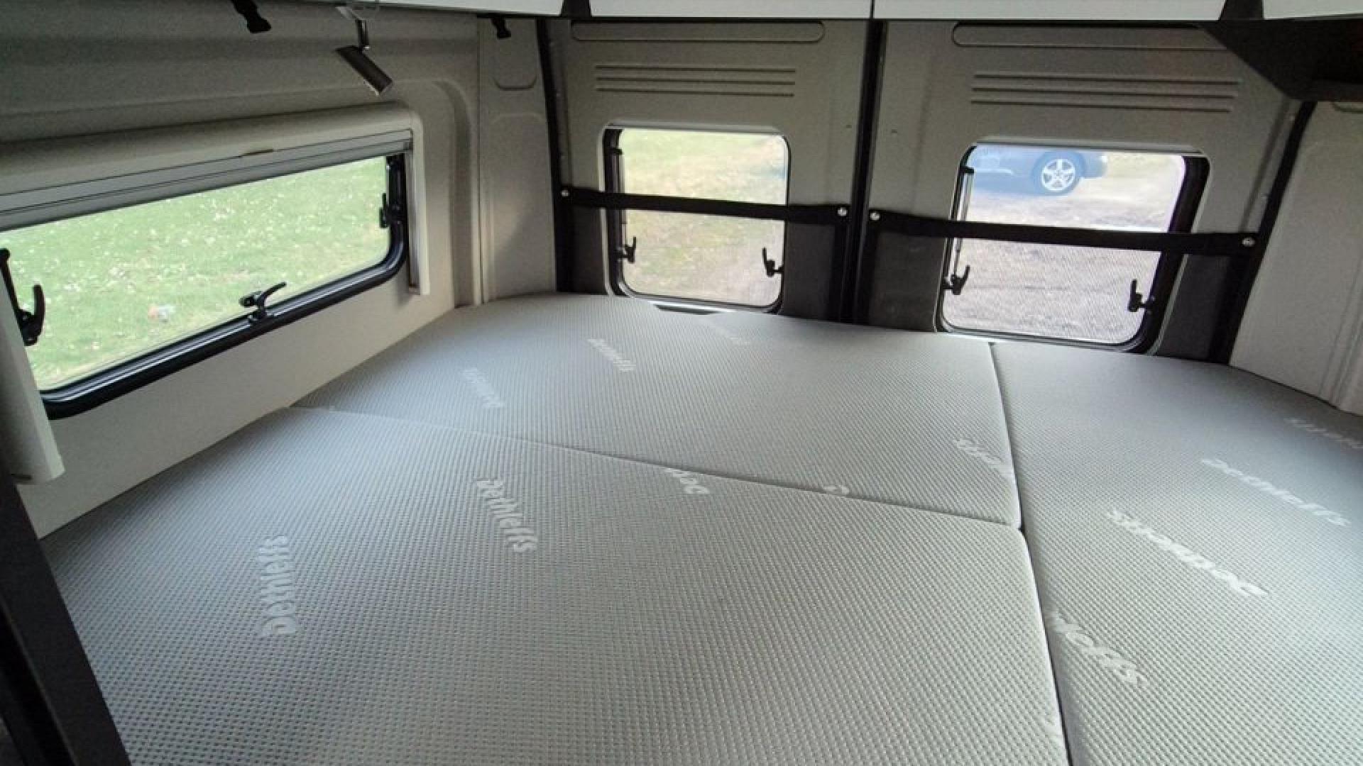 Dethleffs Globetrail 600DR mit Aufstelldach