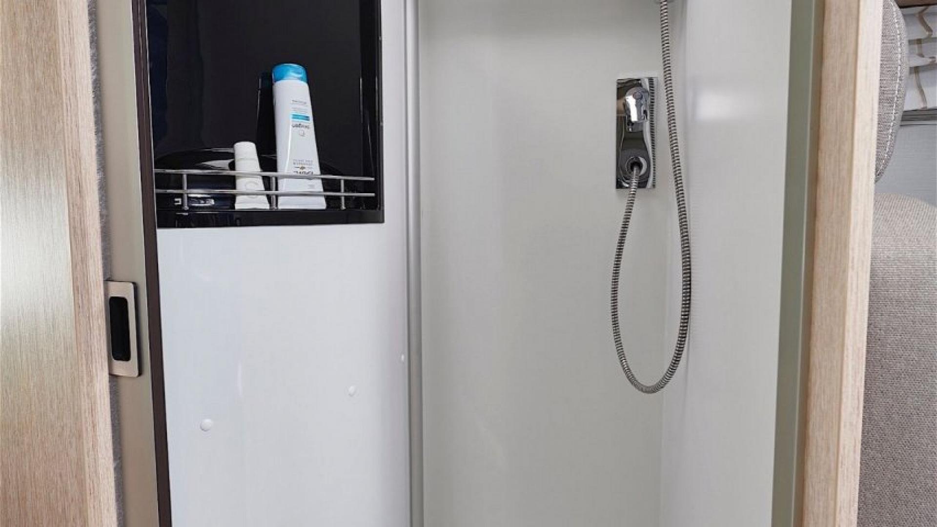 P&ouml;ssl Summit 640