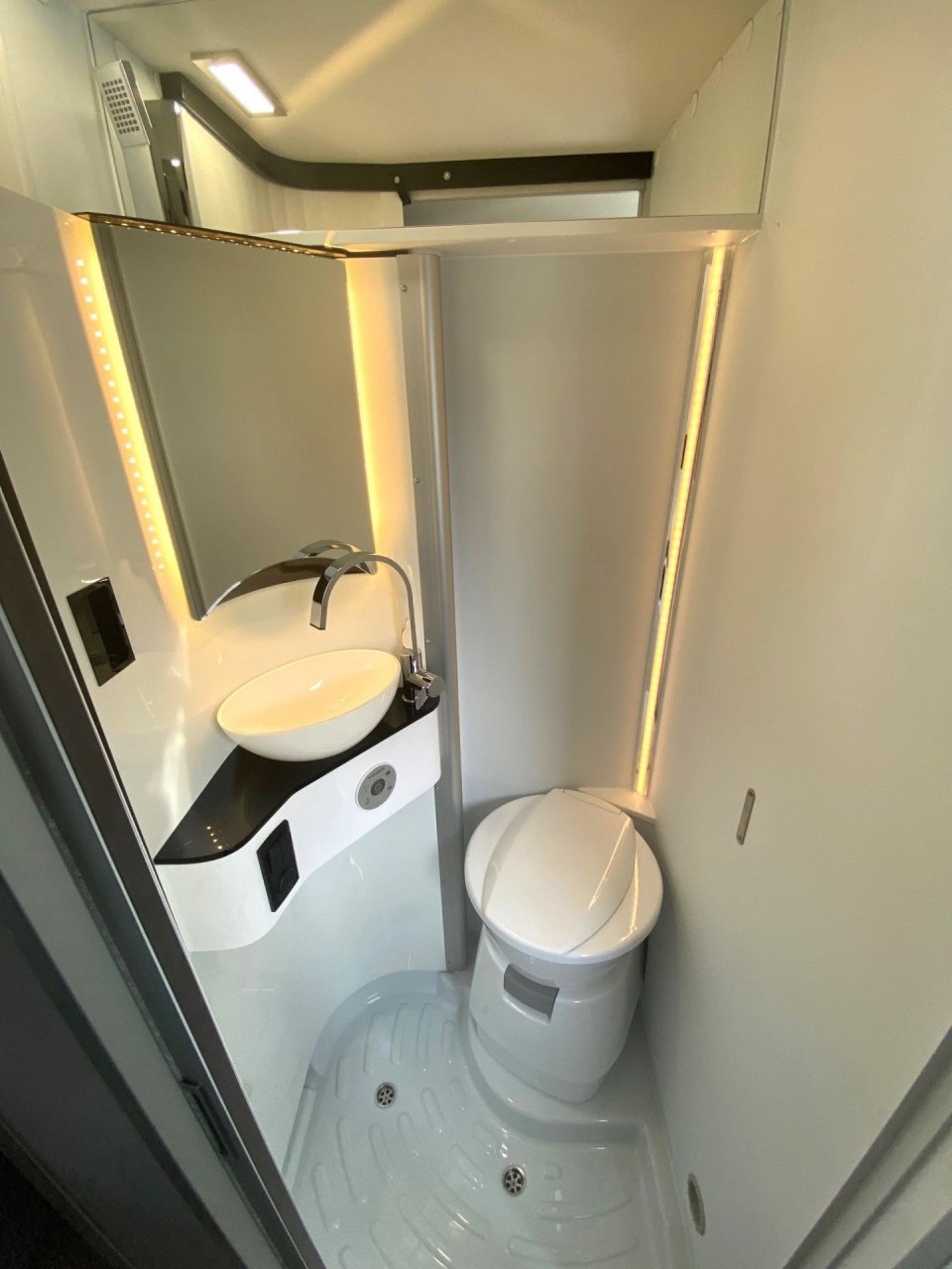 Pössl Summit Shine 600 L