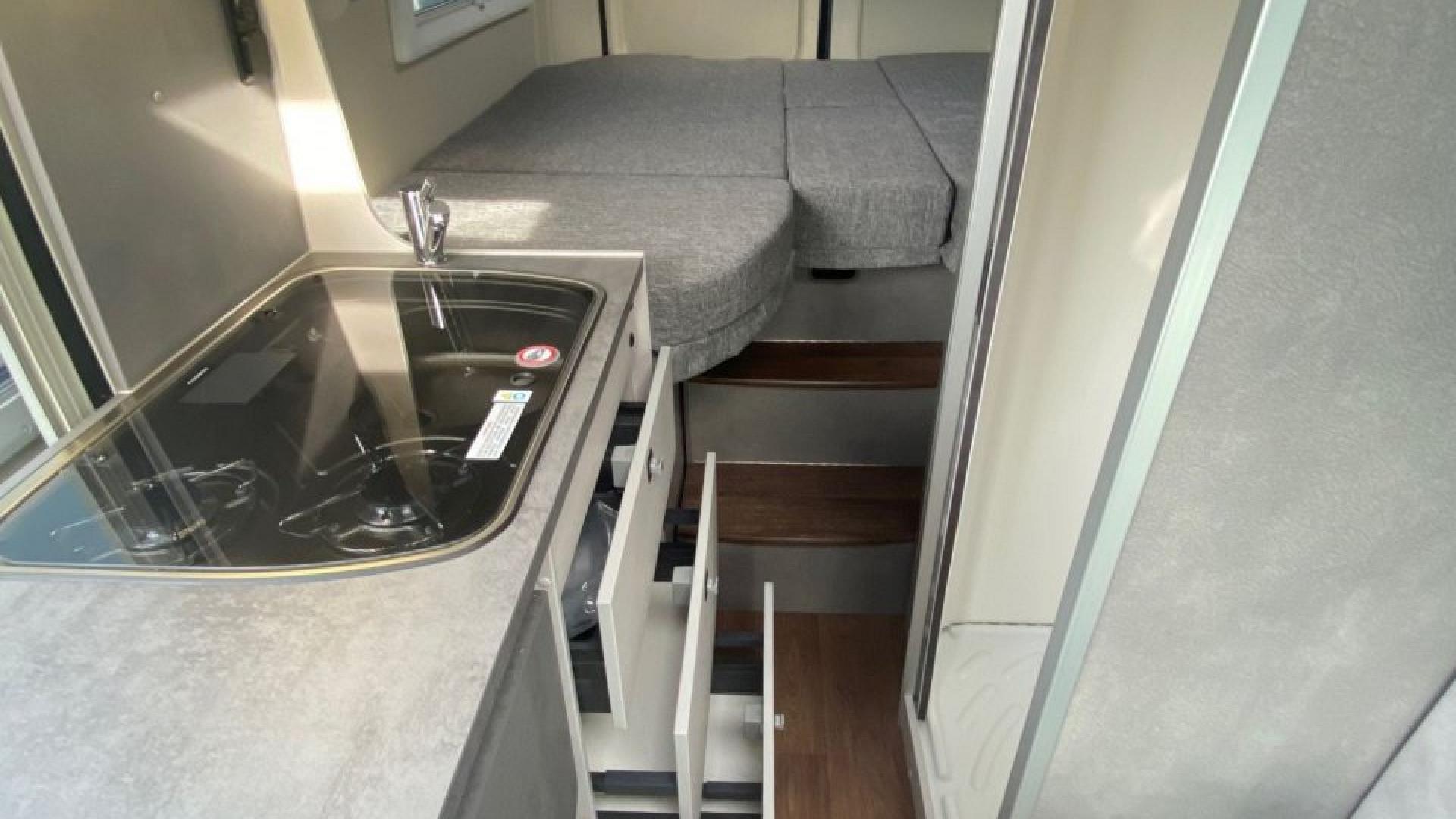 Pössl Summit Shine 600 L